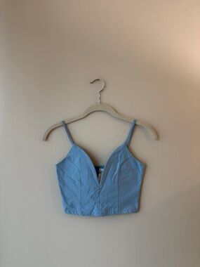 S | Blue Blush Light Blue V-Neck Spaghetti Strap Crop Top